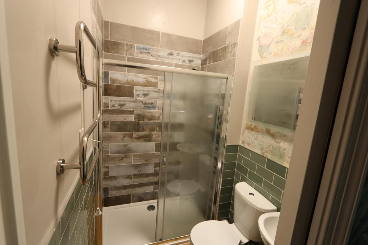 בריסטול Alma Apartments In A Perfect Location מראה חיצוני תמונה