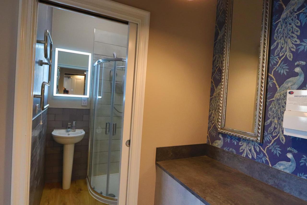 בריסטול Alma Apartments In A Perfect Location מראה חיצוני תמונה